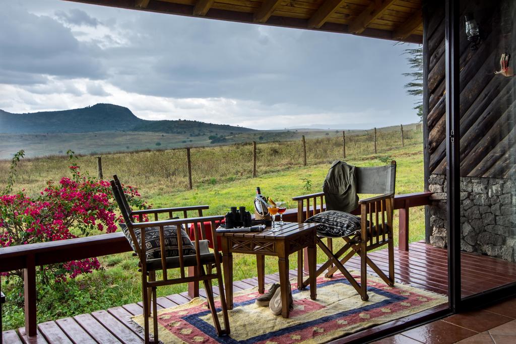 Lake Nakuru Lodge — Luxury Suite
